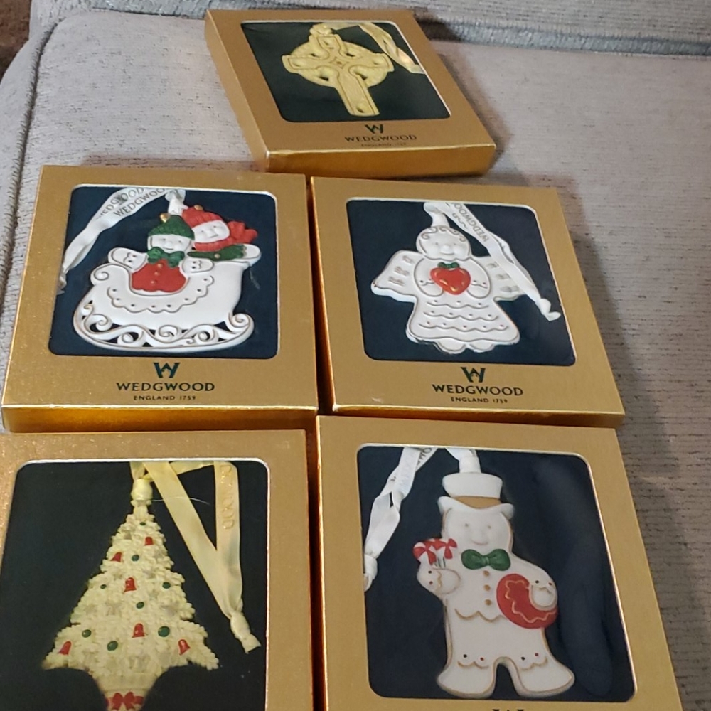 5 Wedgewood Christmas ornaments